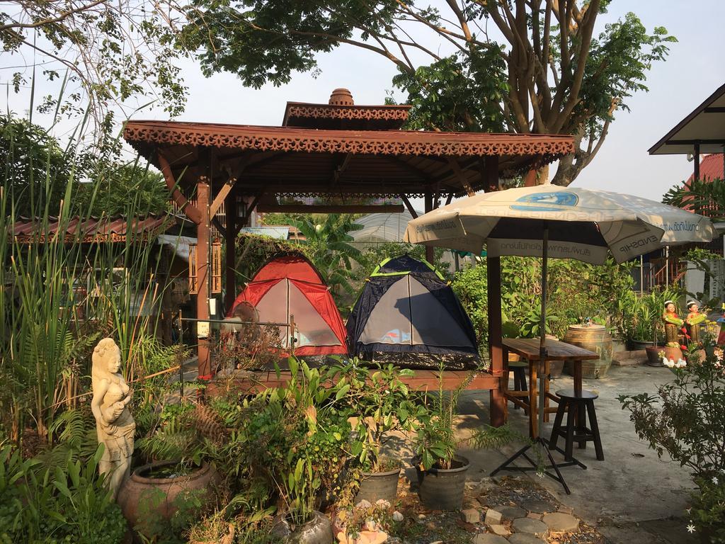 华富里府小村庄民宿 Lop Buri 外观 照片