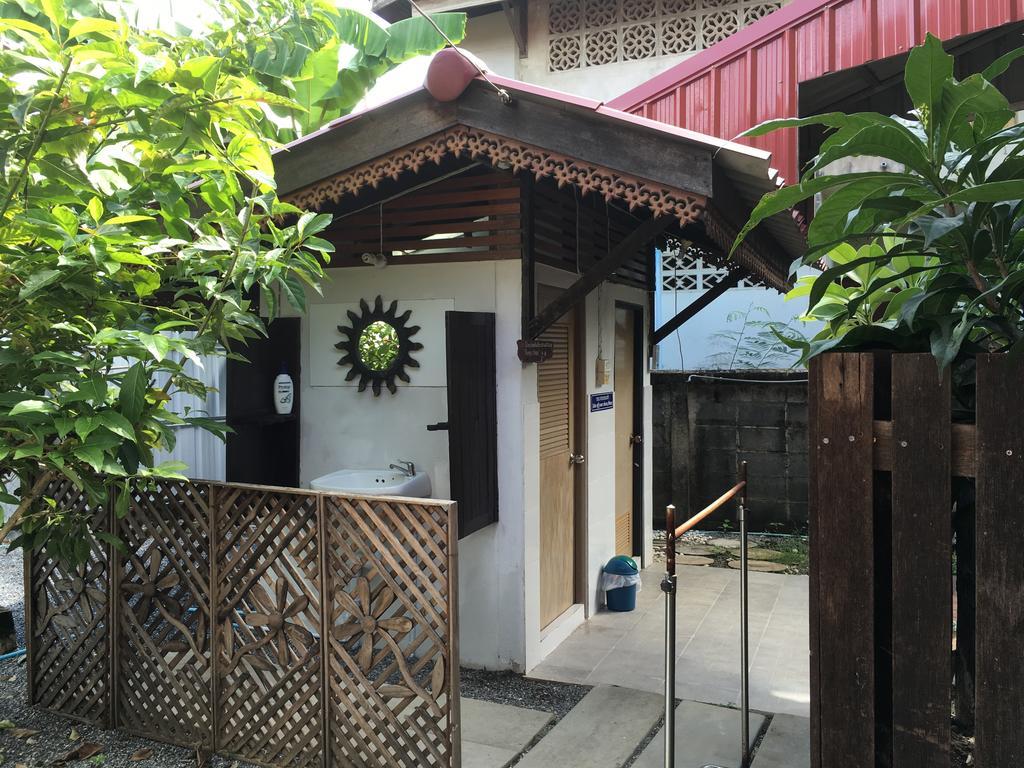 华富里府小村庄民宿 Lop Buri 外观 照片