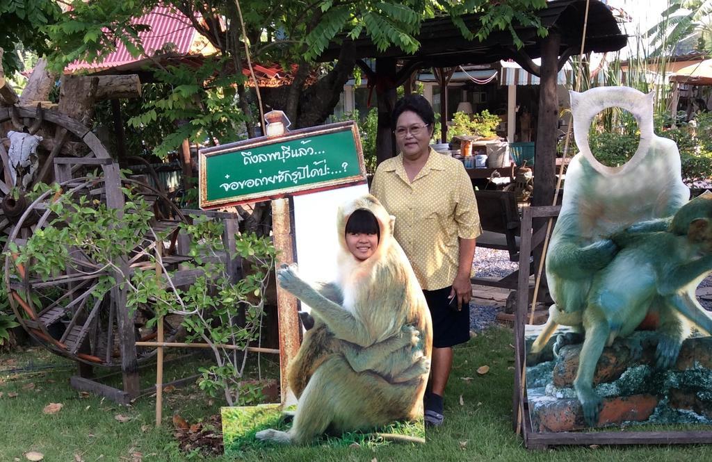 华富里府小村庄民宿 Lop Buri 外观 照片